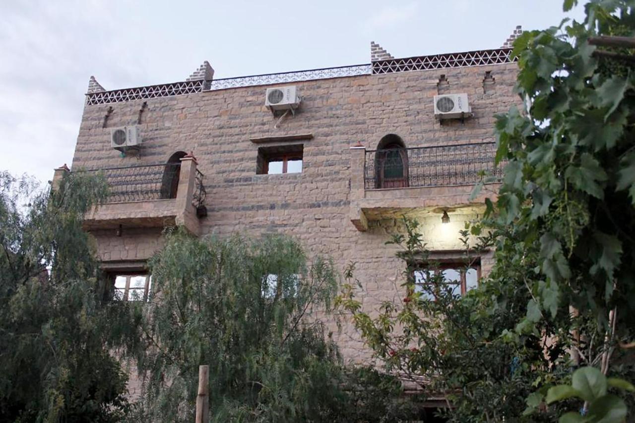 Maison La Lune Des Gorges 廷吉尔 外观 照片